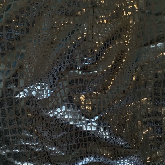 SHINY SNAKE PRINT MINI SKIRT - Picture 3 of 3